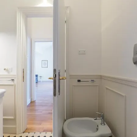 Contempora - Lanzone 5 * Milaan